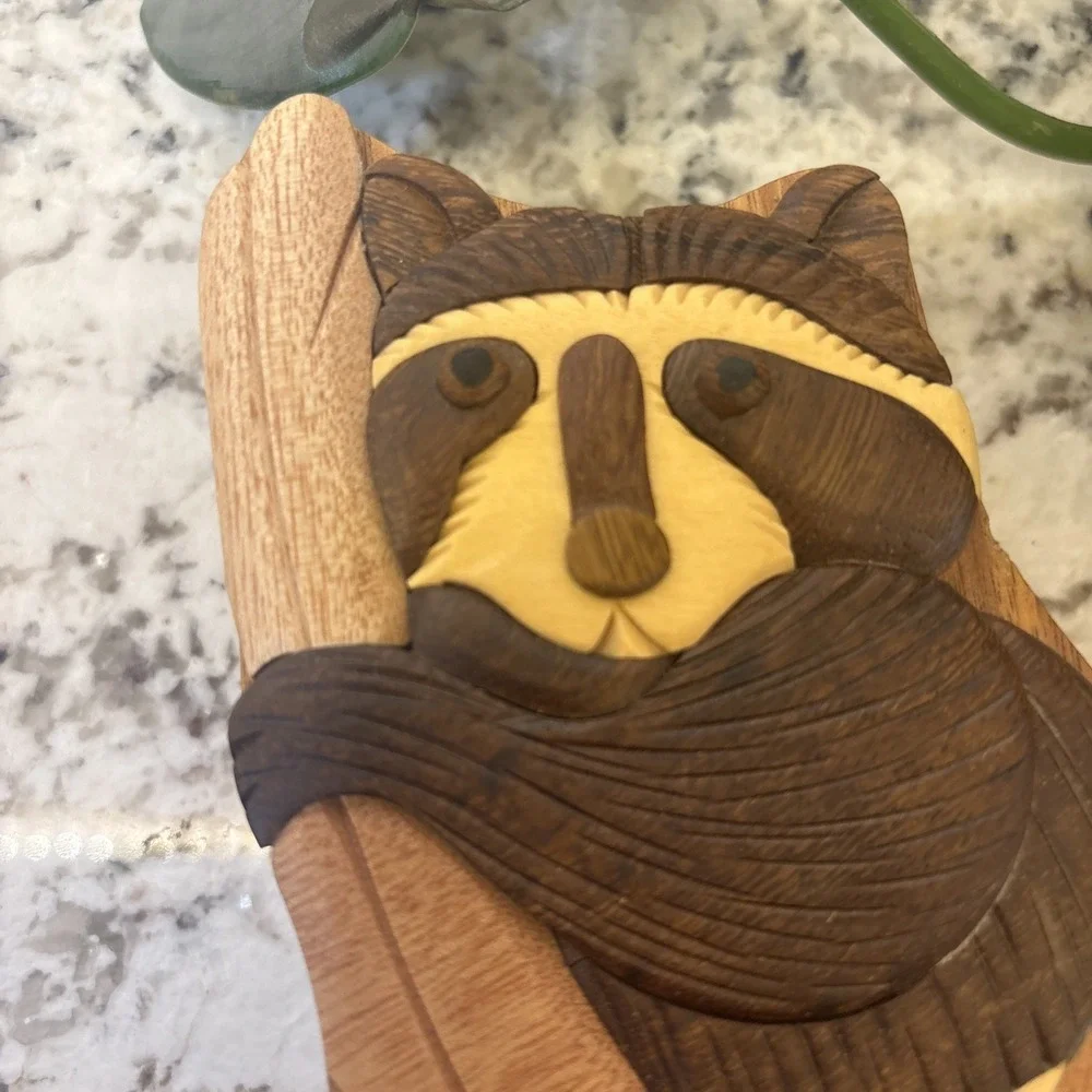 Hand crafted‎ 3D Intarsia Wood Art RACCOON Puzzle Wooden Box Wild Animal
